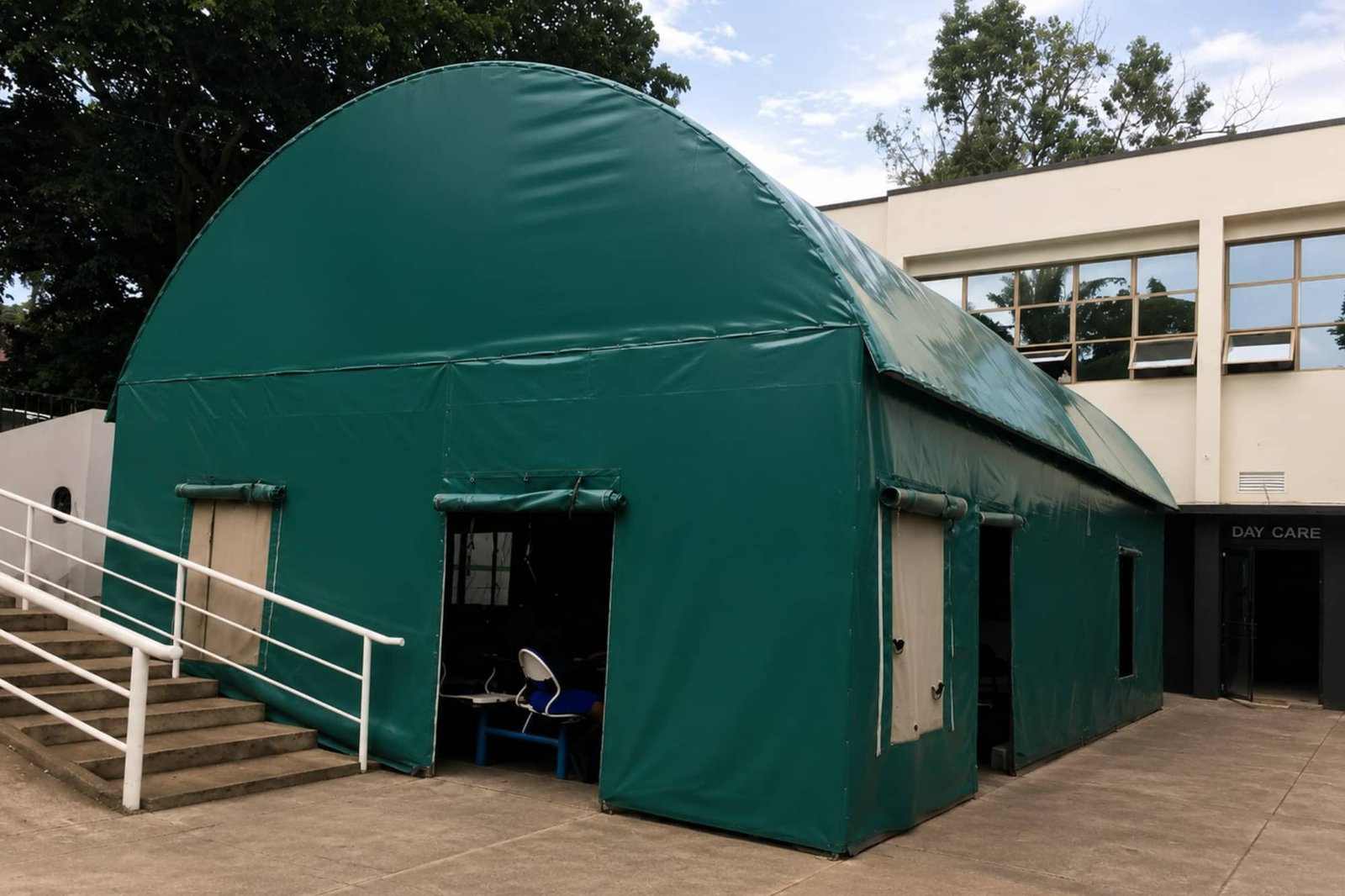 Clinical Tents